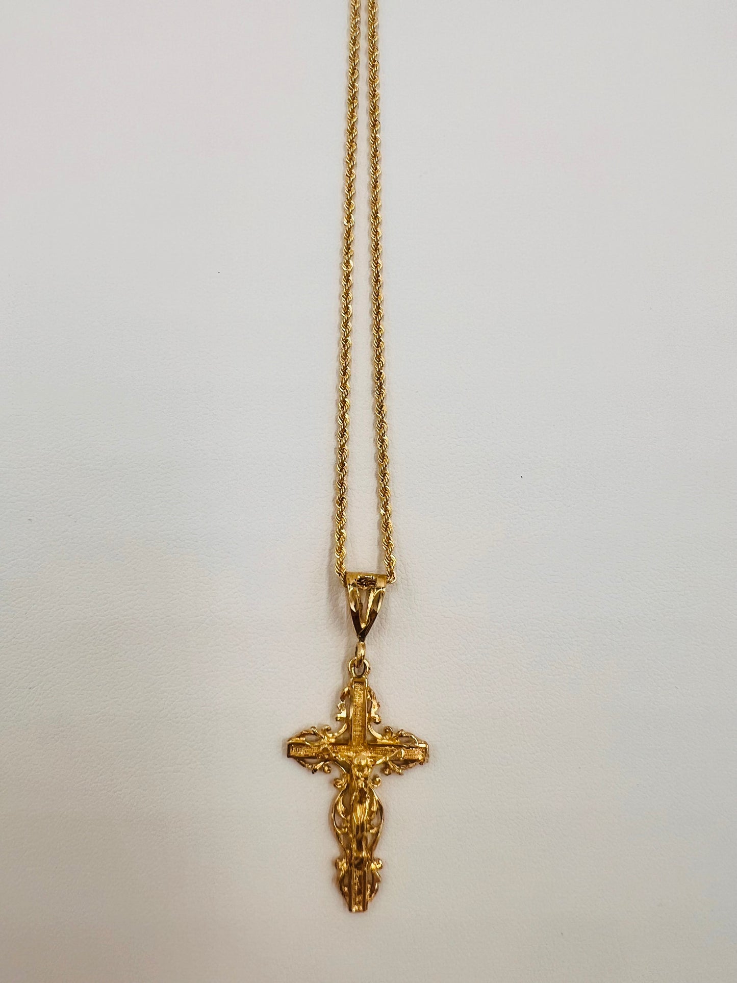14K Filigree Crucifix