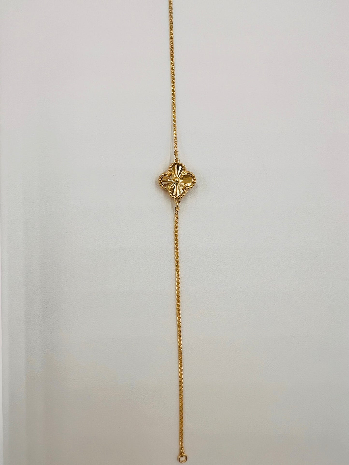 14K Dainty clover bracelet
