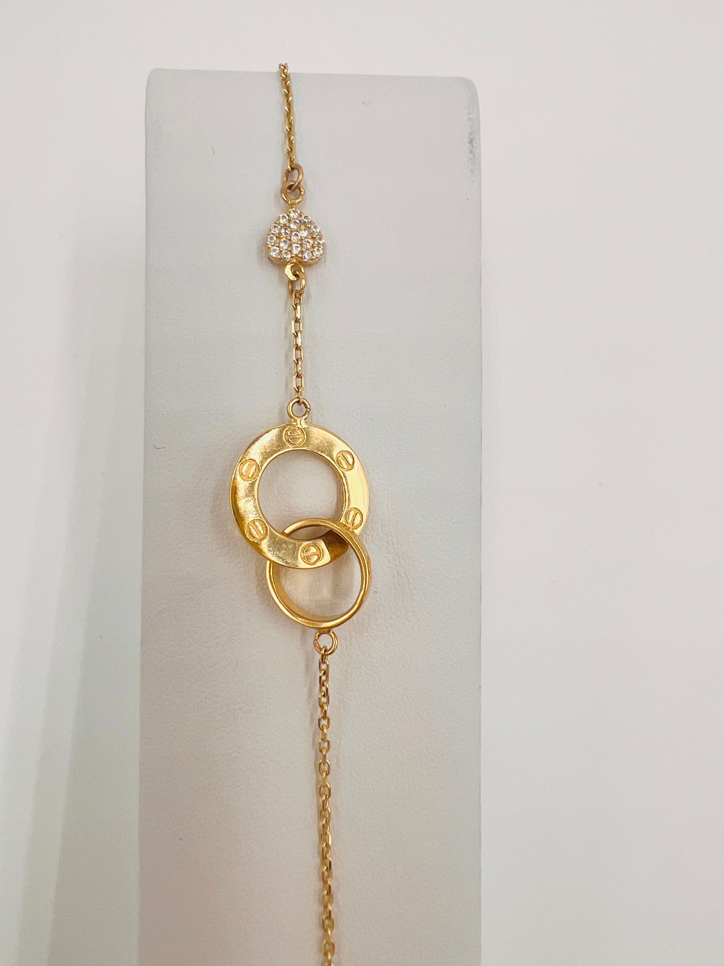 14k Interlock bracelet