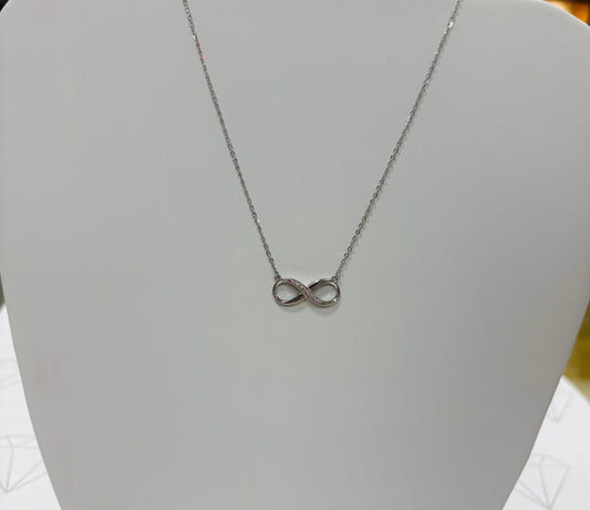 INFINITY PENDANT + CHAIN