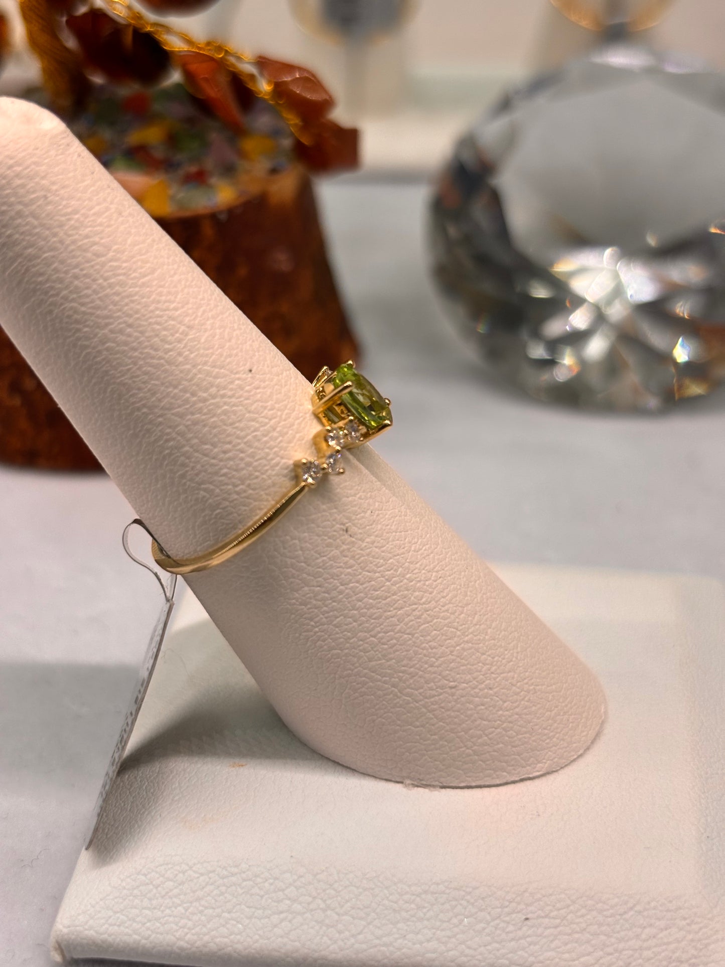 14K Natural Peridot/Diamond Ring