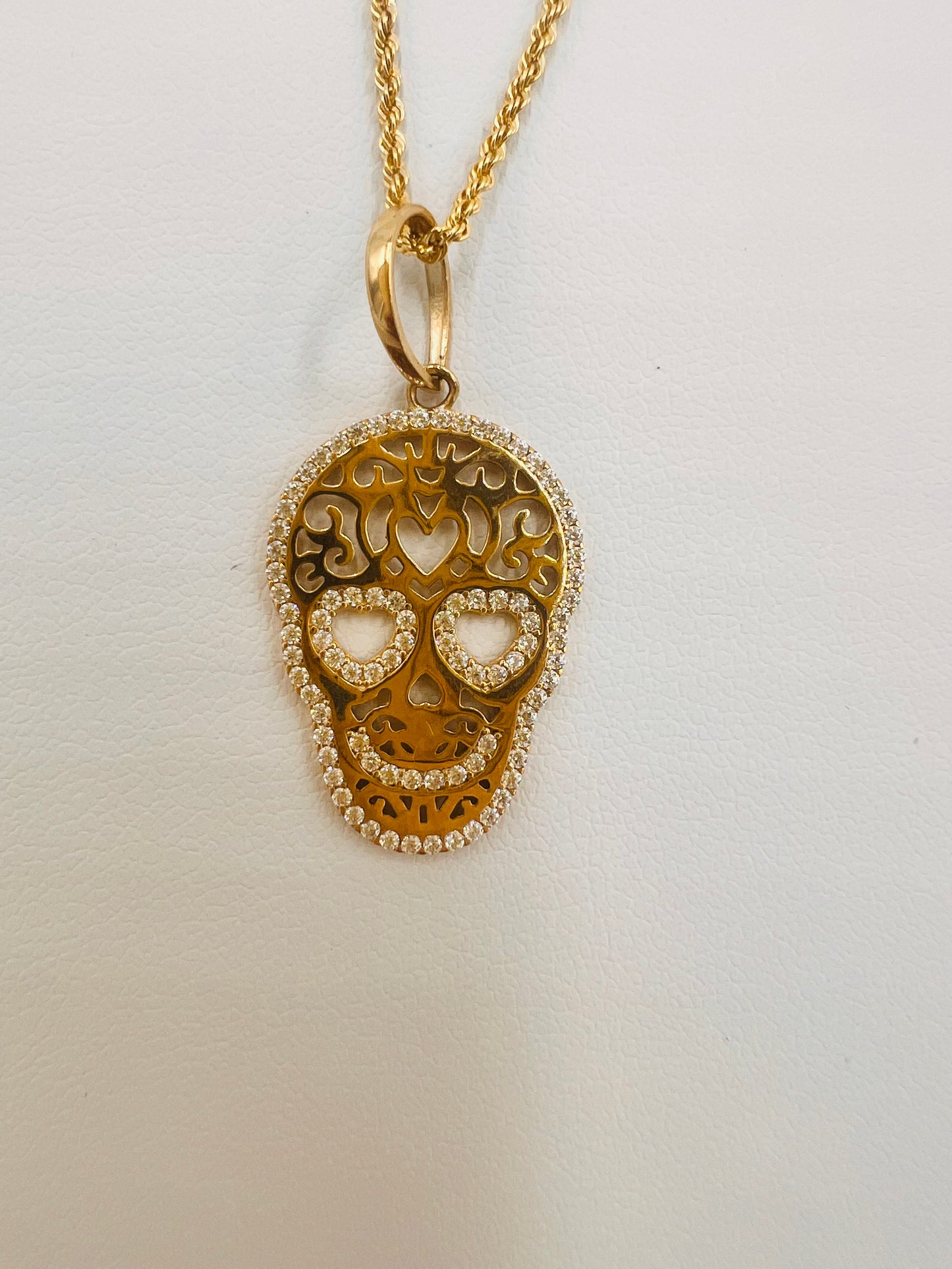 14K Sugar Skull Pendant