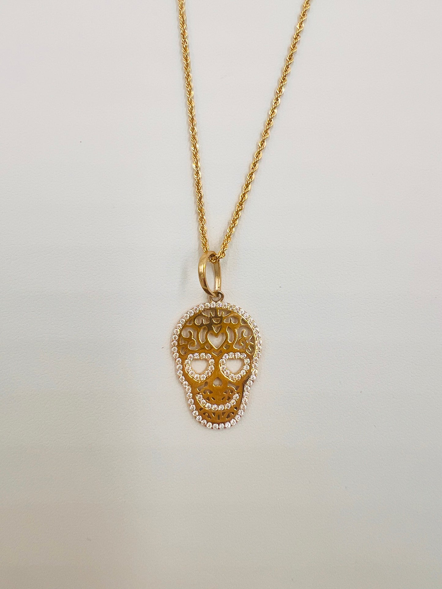 14K Sugar Skull Pendant