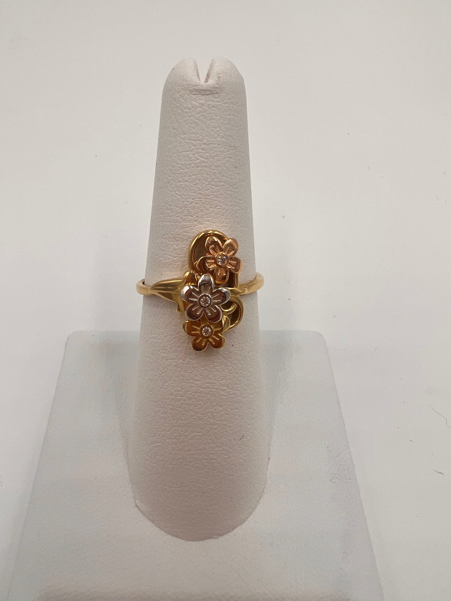 14K Tri-Color  Flower Ring