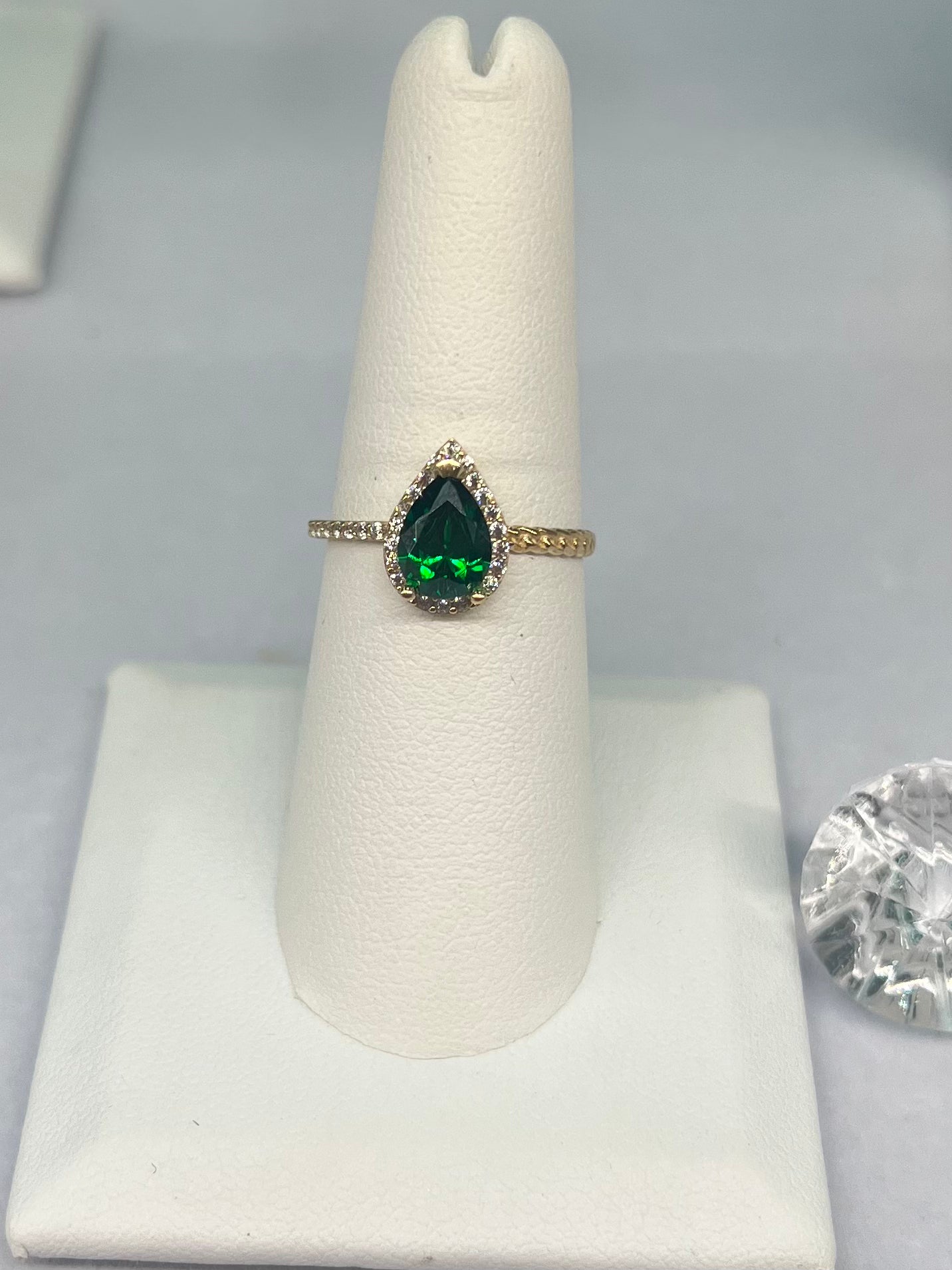 14k Syn. Emerald Ring