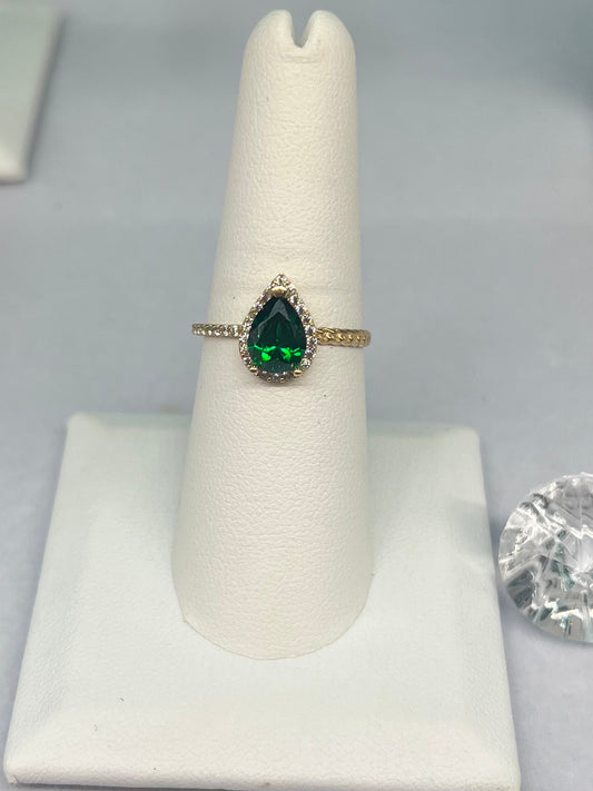 14k Syn. Emerald Ring